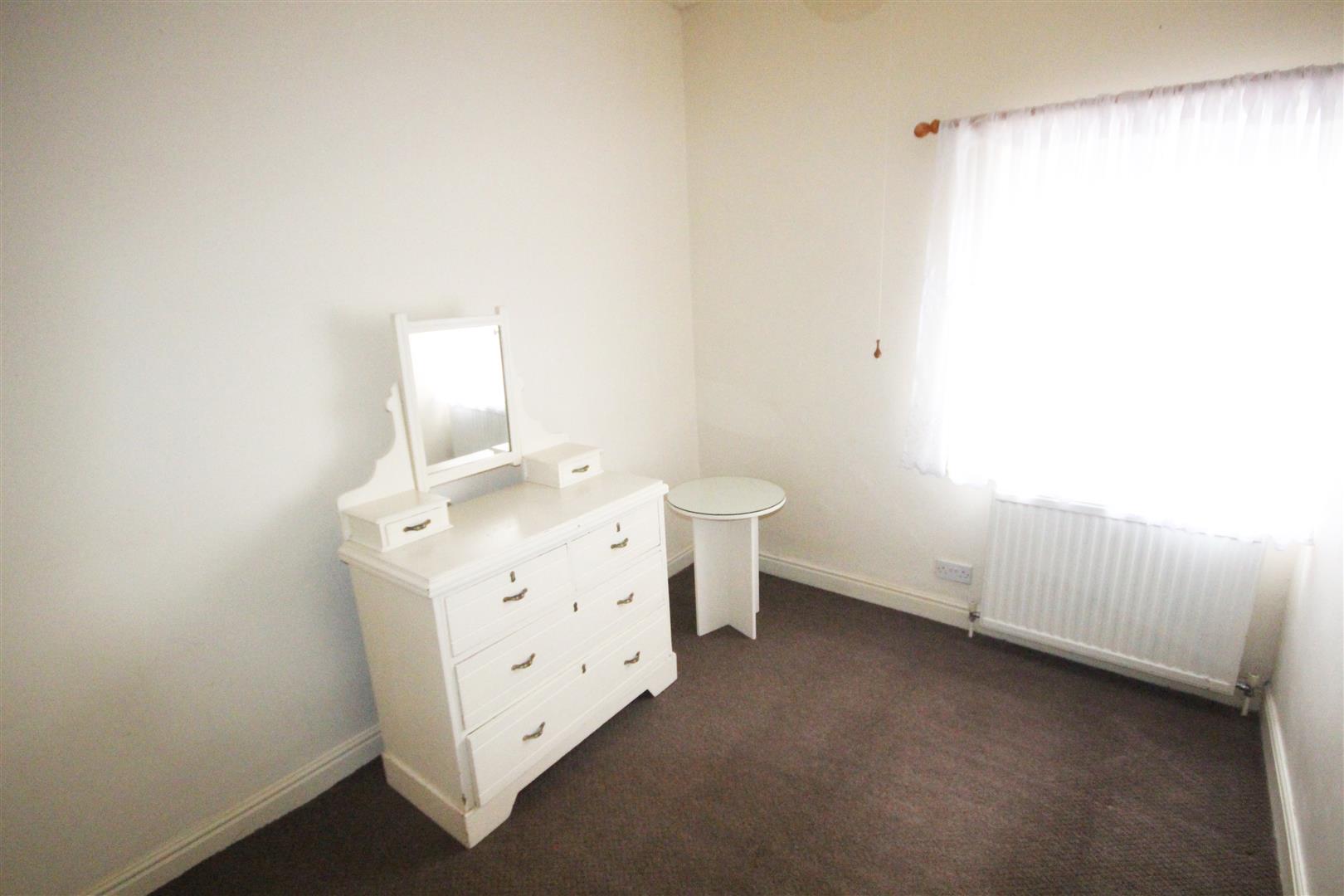 2 bedroom terraced house To Let in Barnoldswick - IMG_8861.jpg